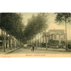 carte postale ancienne 77 MORMANT. Avenue de la Gare 1908 belle Carte toilée
