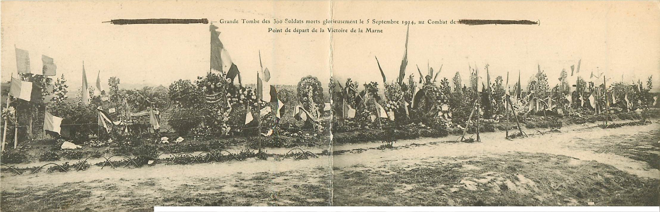 carte postale ancienne 77 NEUFMOUTIERS-LES-MEAUX. Grande Tombe de 300 Soldats 1915. VILLENOY. Carte double repliable
