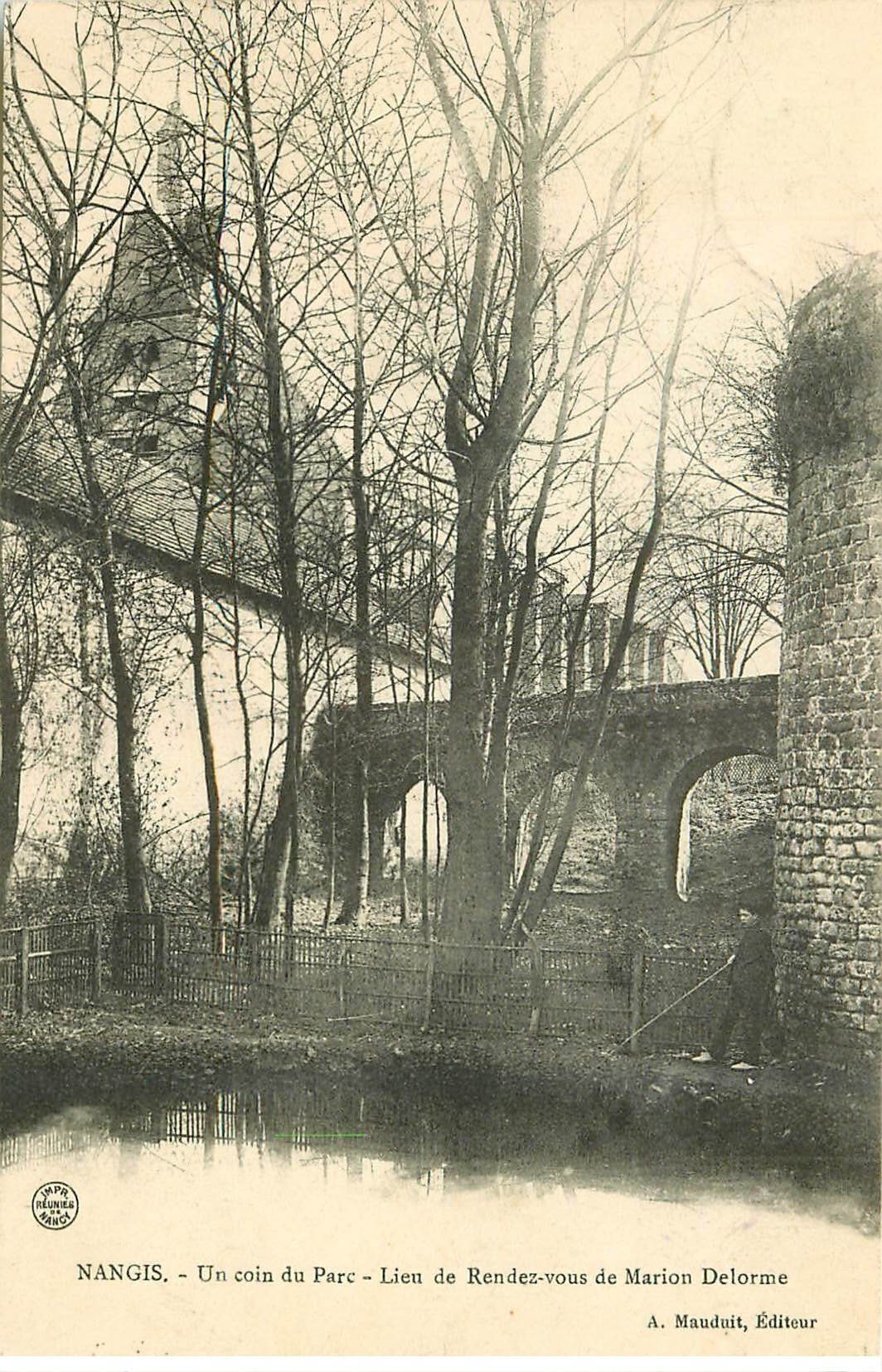carte postale ancienne 77 NANGIS. lieu rendez-vous Marion Delorme 198 le Parc jeune Pêcheur