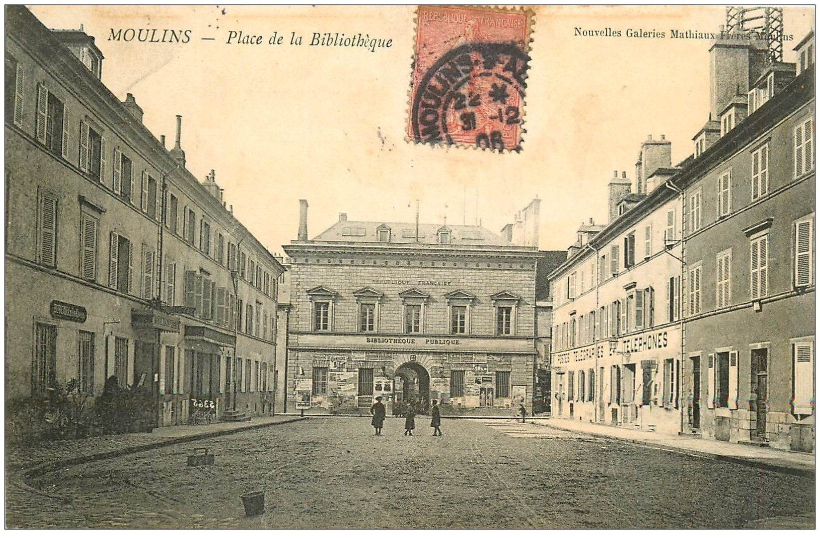 carte postale ancienne 03 MOULINS. Place de la Bibliothèque 1906. La Poste et Télégraphes