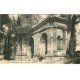 carte postale ancienne 77 COULOMMIERS. Ruines Parc des Capucins personnage assis