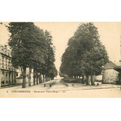 carte postale ancienne 77 COULOMMIERS. Boulevard Victor-Hugo
