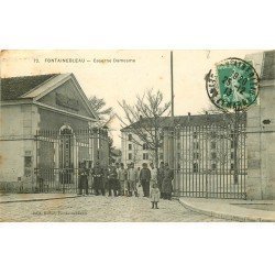 carte postale ancienne 77 FONTAINEBLEAU. Caserne Damesme 1913