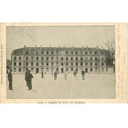 carte postale ancienne 77 FONTAINEBLEAU. Avon. Quartier Train des Equipages 1903
