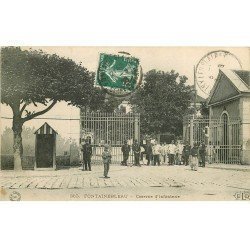 carte postale ancienne 77 FONTAINEBLEAU. Le Caserne d'Infanterie 1908