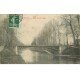 carte postale ancienne 77 CHELLES. Pont sur le Canal vers 1908 animation
