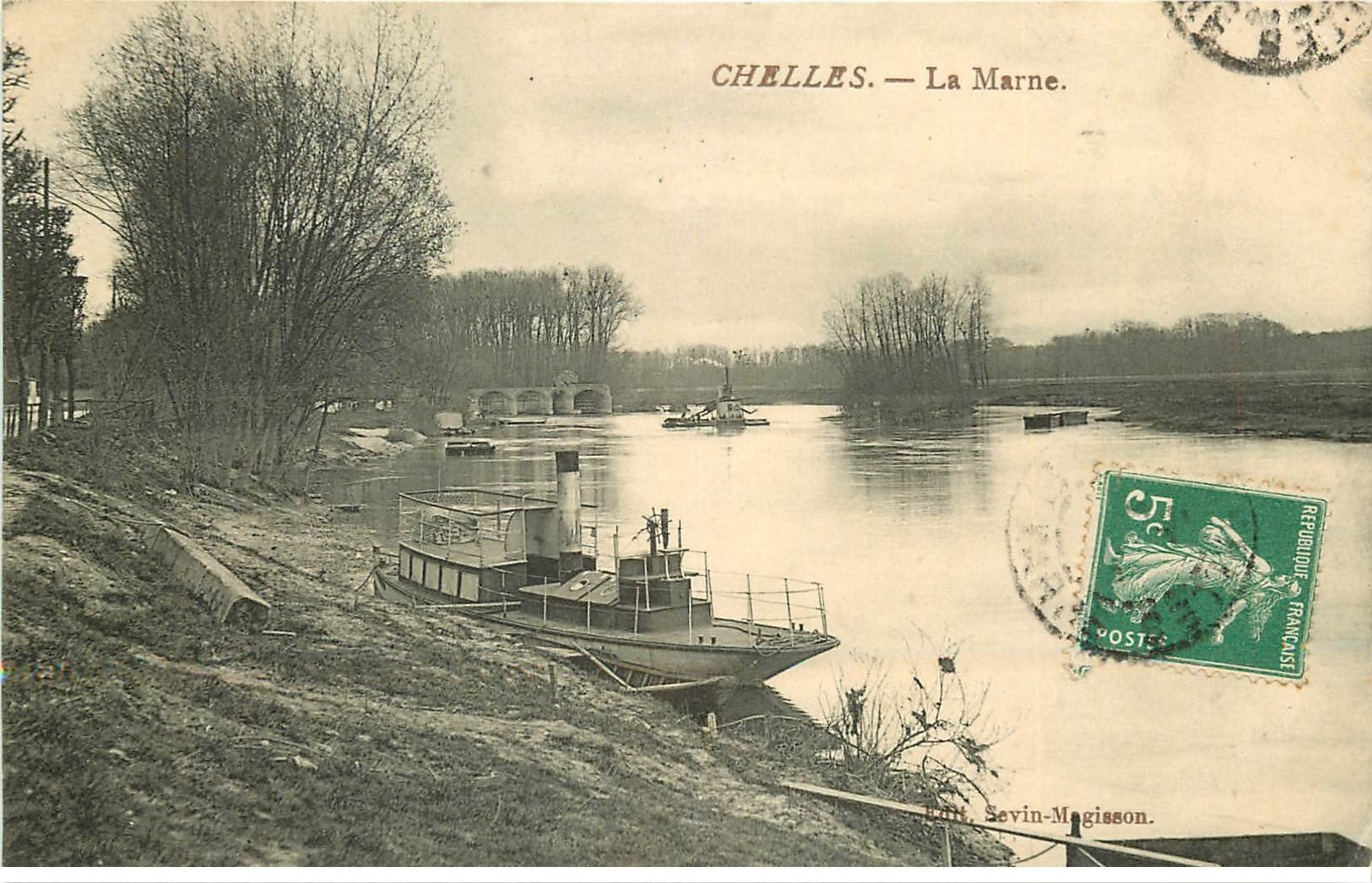 carte postale ancienne 77 CHELLES. La Marne avec engin désensablage