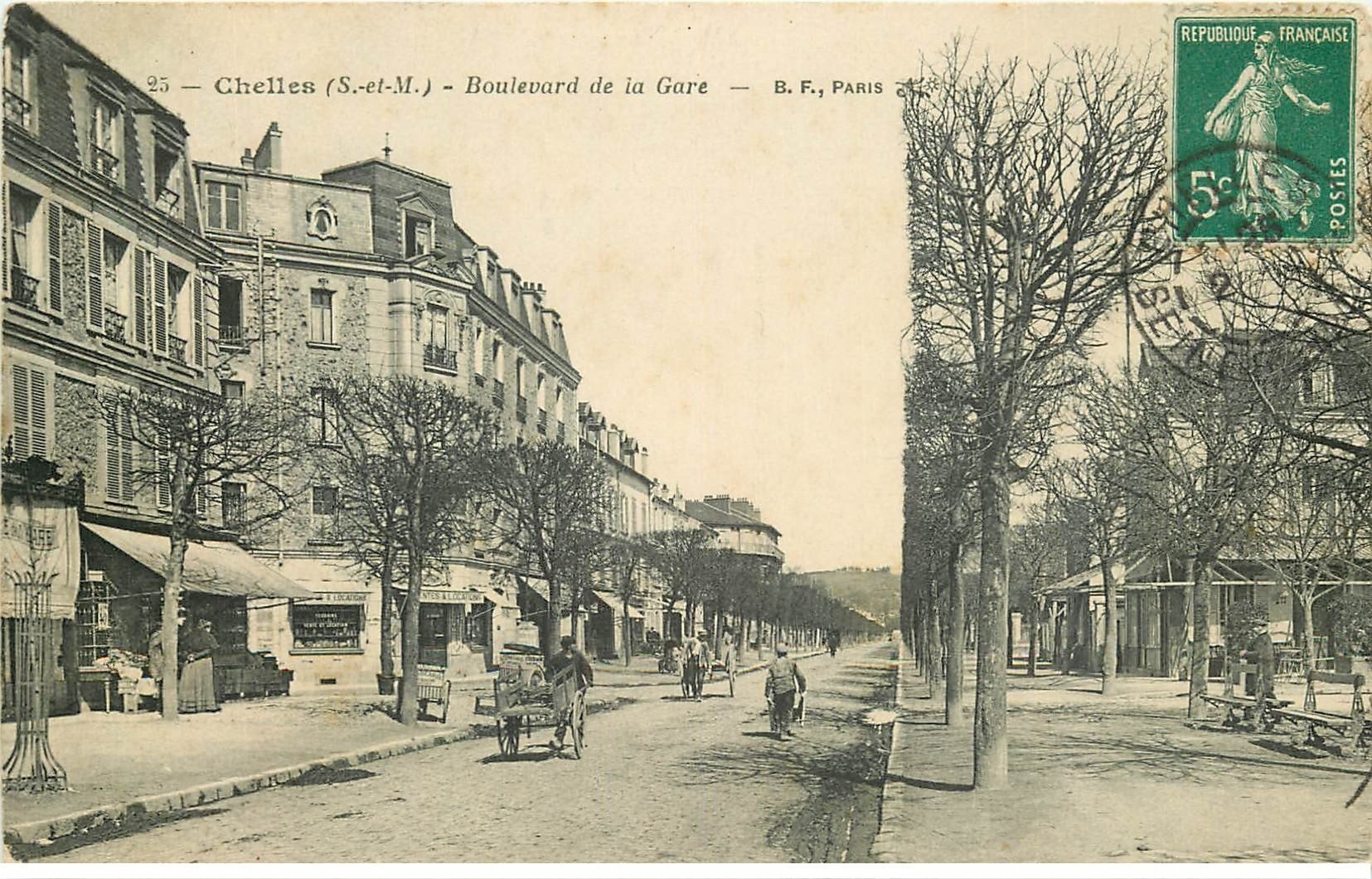 carte postale ancienne 77 CHELLES. Boulevard de la Gare 1910
