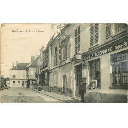carte postale ancienne 77 ROZAY ROZOY-EN-BRIE. La Poste et Télégraphes 1915. Petite restauration à droite au centre...
