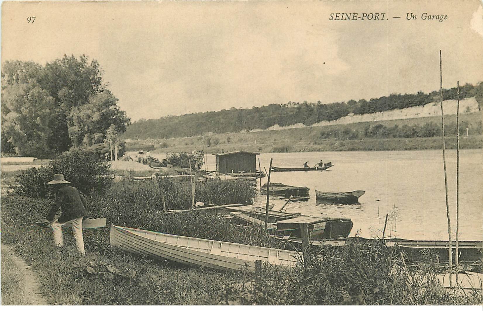 77 SEINE-PORT. Un Garage à Canots