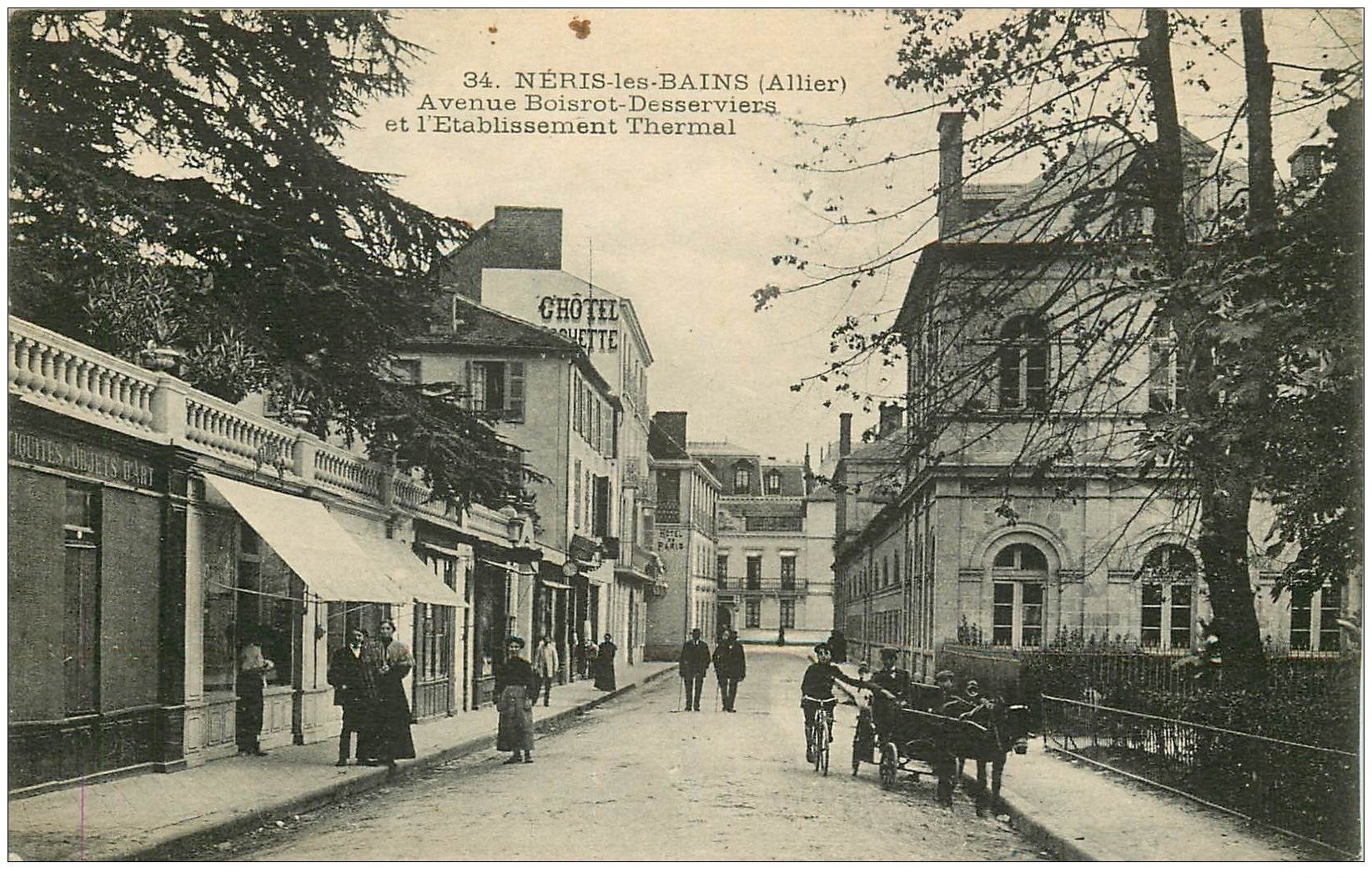 carte postale ancienne 03 NERIS-LES-BAINS. Avenue Boisrot-Desserviers 1925