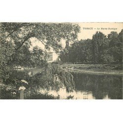 carte postale ancienne 77 TORCY. La Marne femme avec ombrelle 1914