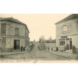 77 TORCY. La Poste Rue de l'Orangerie et Tabac 1904 avec Facteur