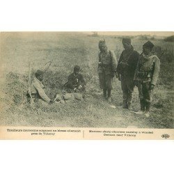 carte postale ancienne 77 VILLEROY. Tirailleurs Marocains soignant un blessé Allemand