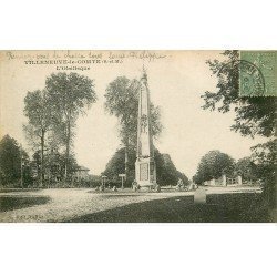 carte postale ancienne 77 VILLENEUVE-LE-COMTE. Obélisque 1919 acec Cycliste