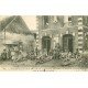 carte postale ancienne 77 VARREDDES. Blessés Prisonniers Allemands à la Mairie 1915