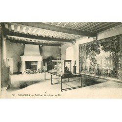 carte postale ancienne 77 NEMOURS. Intérieur du Musée 1927