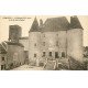 carte postale ancienne 77 NEMOURS. Le Château Cour d'Entrée animation