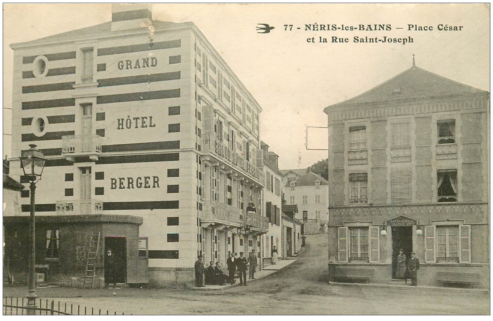 carte postale ancienne 03 NERIS-LES-BAINS. Hôtel Berger Place César et Rue Saint-Joseph 1917