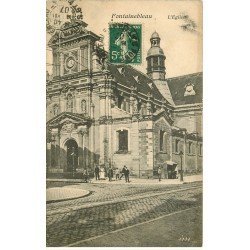 carte postale ancienne 77 FONTAINEBLEAU. Sortie de l'Eglise 1907