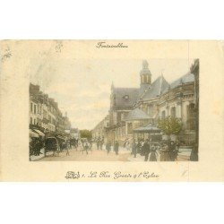 carte postale ancienne 77 FONTAINEBLEAU. Eglise Rue Grande et Kiosque. Carte émaillographie 1908