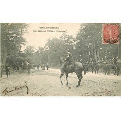 carte postale ancienne 77 FONTAINEBLEAU. Raid National militaire Hippique 1907 Cavaliers Dragons
