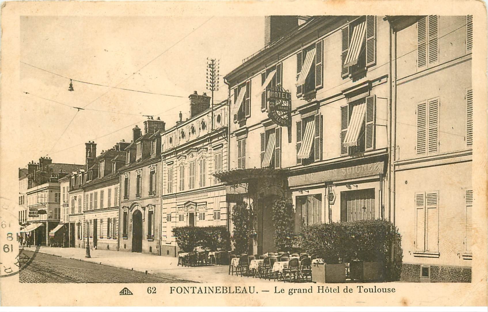 CPA 77 FONTAINEBLEAU / Entrée De La Grande Rue, Carte Postale Ancienne, 1900