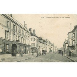 carte postale ancienne 77 FONTAINEBLEAU. Grande Rue Garage et Cycles Automobiles Atelier réparations 1907