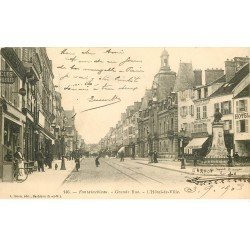 carte postale ancienne 77 FONTAINEBLEAU. Grande Rue hôtel de Ville1903 Restaurant au Sapeur Pompier