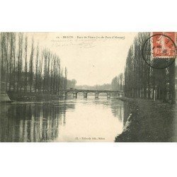 carte postale ancienne 77 MELUN. Pont de Pierre 1908