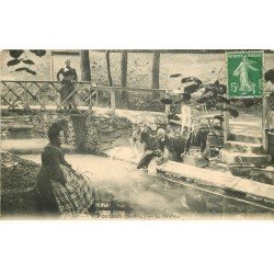77 PONTAULT COMBAULT. Lavandières sur le Morbras 1913