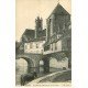 carte postale ancienne K. 77 MORET-SUR-LOING. Porte de Bourgogne Epicerie Mercerie. Cheval près du Pont