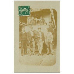 Top Rare 93 BAGNOLET LES LILAS. Carte Photo 1909 Conducteurs de Tramway au Dépôt de l'Est. Transports et Mécaniciens