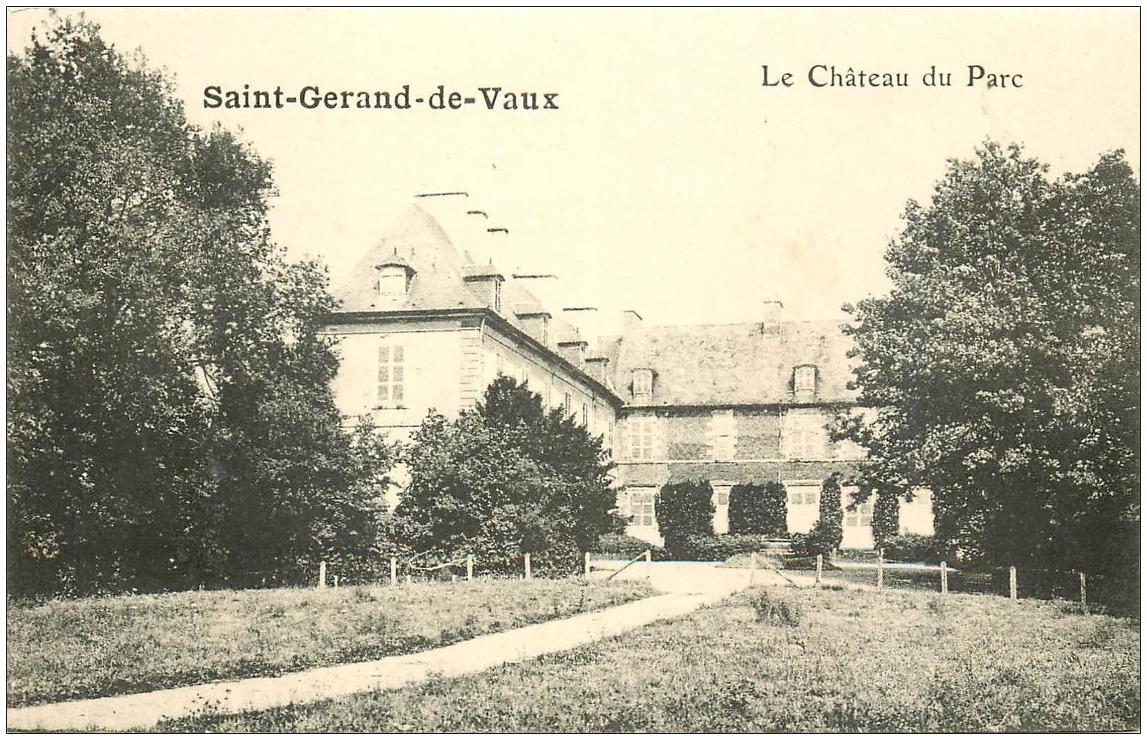 carte postale ancienne 03 SAINT-GERANS-DE-VAUX. Le Château du Parc 2