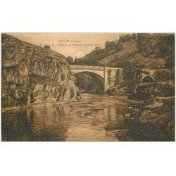 carte postale ancienne 23 ANZEME. Le Pont du Diable et les Rochers