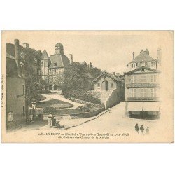 carte postale ancienne 23 GUERET. Hôtel des Tournoël et Château des Comtes de la Marche. Mercerie