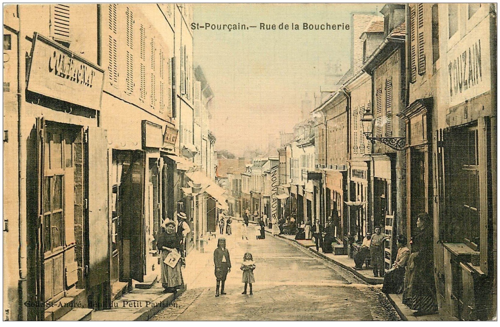 carte postale ancienne 03 SAINT-POURCAIN-SUR-SIOULE. Rue de la Boucherie. Superbe carte toilée