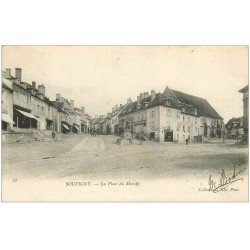 carte postale ancienne 03 SOUVIGNY. Place du Marché 1904