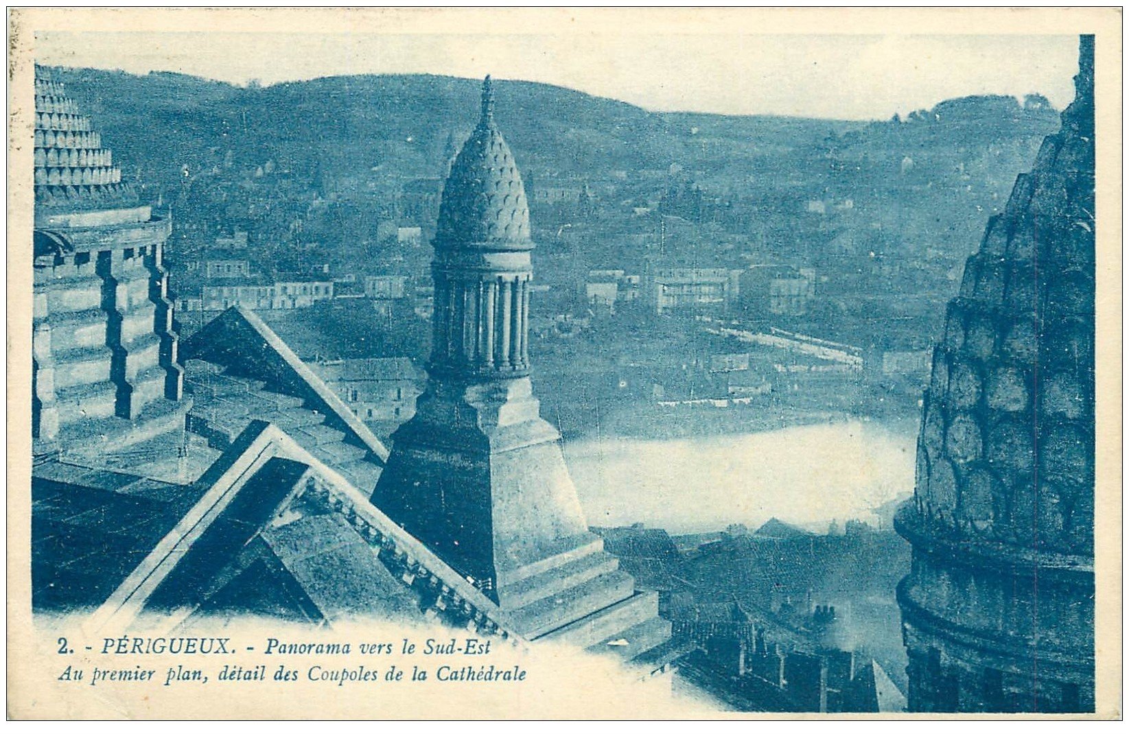 carte postale ancienne 24 PERIGUEUX. Coupoles de la Cathédrale 1927