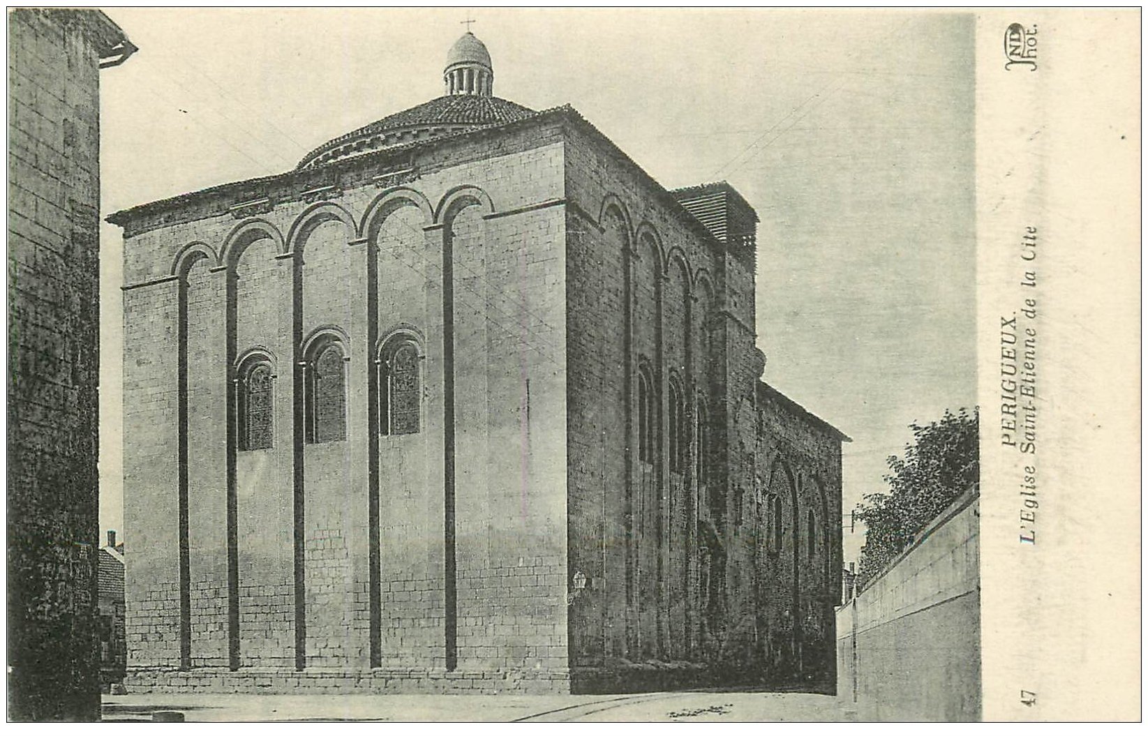 carte postale ancienne 24 PERIGUEUX. Eglise Saint-Etienne de la Cité. 47
