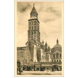 24 PERIGUEUX. Les débuts de la Brocante et Clocher Cathédrale Saint-Front