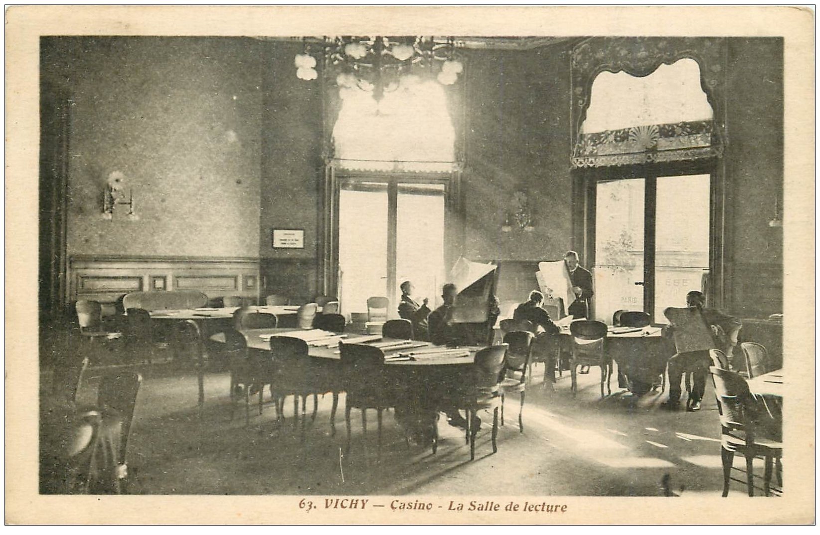 carte postale ancienne 03 VICHY. Casino Salle de lecture 1931
