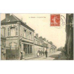 carte postale ancienne 28 ARROU. Café de Paris sur la Grande Rue 1909