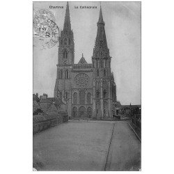 carte postale ancienne 28 CHARTRES. Cathédrale 1907. Couleur réelle violacée. Un peu fatiguée...
