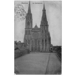 carte postale ancienne 28 CHARTRES. Cathédrale 1907. Couleur réelle violacée. Un peu fatiguée...