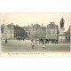 carte postale ancienne 28 CHARTRES. Gendarmerie et Statue de Marceau. Affiches Dunlop