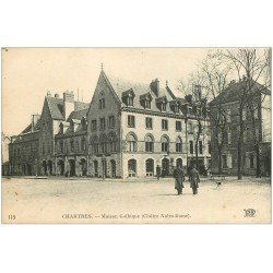 carte postale ancienne 28 CHARTRES. Maison Gothique Cloître Notre-Dame 1921