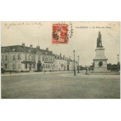 carte postale ancienne 28 CHARTRES. Place des Epars 1909