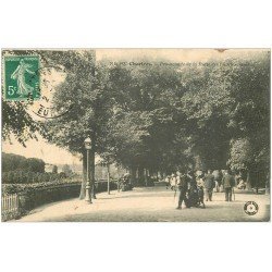 carte postale ancienne 28 CHARTRES. Promenade de la Butte des Charbonniers vers 1908...