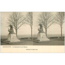 carte postale ancienne 28 CHATEAUDUN. Monument de la Défense en stéréotype vers 1900